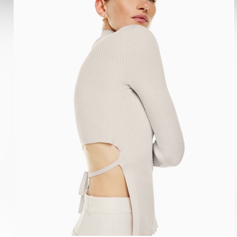 Aritzia Babaton sculpt knit tie back long sleeve top - XS
